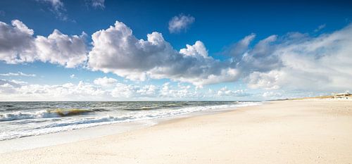 Cloudy Sylt by Dirk Thoms