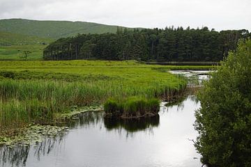 Glenveagh National Park ligt in County Donegal, Ierland.