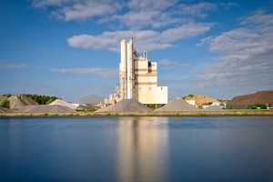 Industrie entlang des Kanals