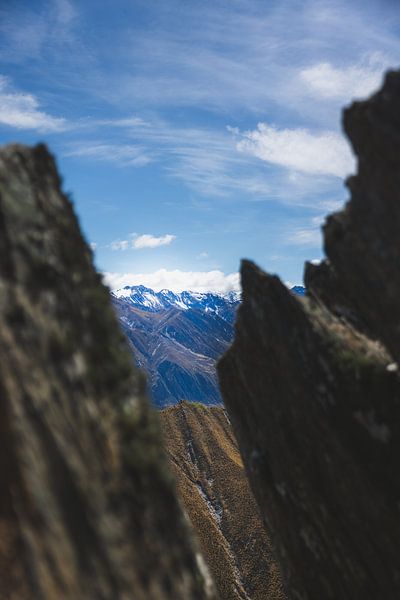 Isthmus Peak: The Roof of New Zealand by Ken Tempelers