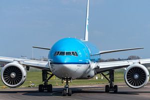 KLM Boeing 777-200  by Jaap van den Berg