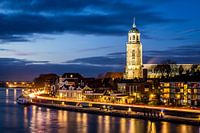 L'église Lebuinus depuis le pont Wilhelmina