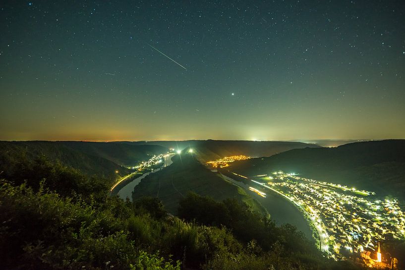 Shooting star over the Mosel loop near Bremm by Clemens Gilles