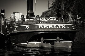 Black and White Photography: Berlin – Historischer Hafen by Alexander Voss