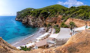 Schöner Platz am Strand von Ibiza