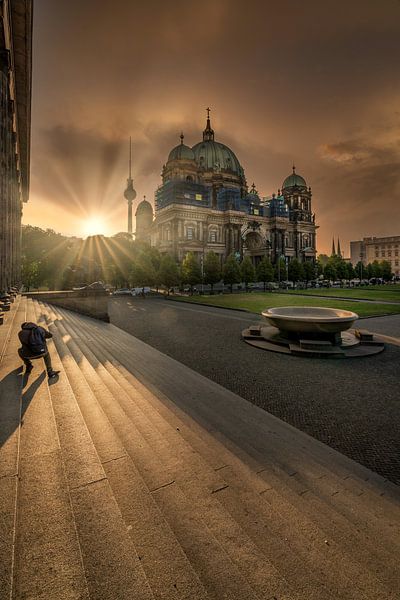 The Sun Hunter von Iman Azizi