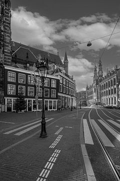 Nieuwezijds Voorburgwal Amsterdam by Peter Bartelings