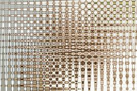 Diamants - champagne blanc sur QEIMOY