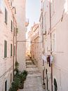 Rues de Dubrovnik Croatie | Poster photo de voyage pastel | Wanderlust-vibes par Raisa Zwart Aperçu