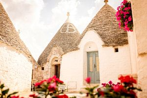 Life is better in a Trullo van Gonnie van Roij