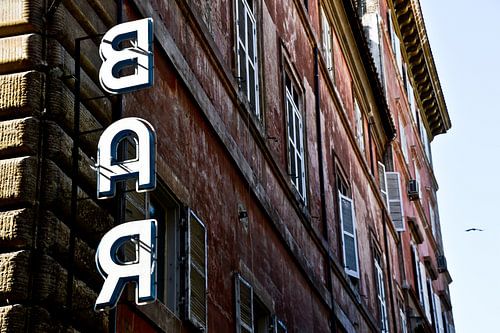 Uithangbord bar Rome