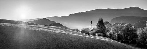 Castelrotto zonsondergang zwart-wit