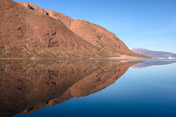 Reflection of Red Mountains by Ellen van Schravendijk
