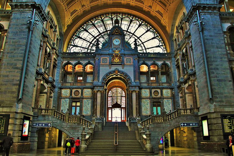 Gare centrale d'Anvers par Sem Viersen