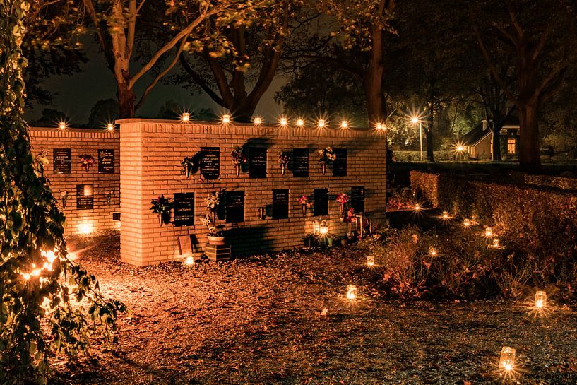 Lichtjesavond bij de Jacobuskerk in Rolde van Fred van Bergeijk