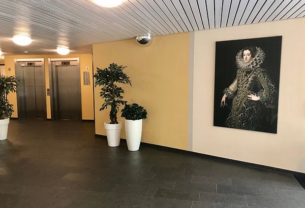 Customer photo: Queen Elizabeth of Bourbon, on canvas