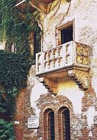Het balkon van Julia, Verona, Italië.