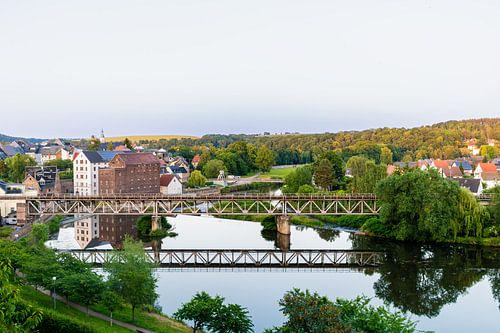 Stadsgezicht Rochlitz met Muldeschleife