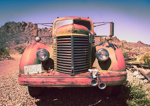 Oude International auto