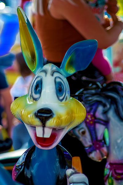 Concept funfair : the colourful rabbit van Photoart-Naegele