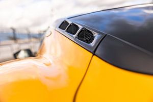 Lotus Emira auf der Rennstrecke von Assen - Autovisie Supertest 2022