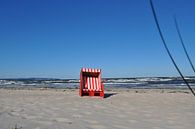 rot-weiß gestreifter Strandkorb in Prora von GH Foto & Artdesign Miniaturansicht