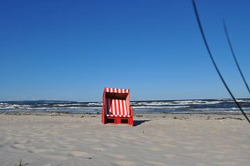 rood-wit gestreepte strandstoel in Prora