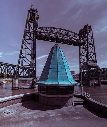 De Hef brug vanaf de Koninginnebrug Rotterdam