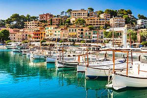 Spanje Mallorca, mooie haven van Puerto de Soller, Balearen