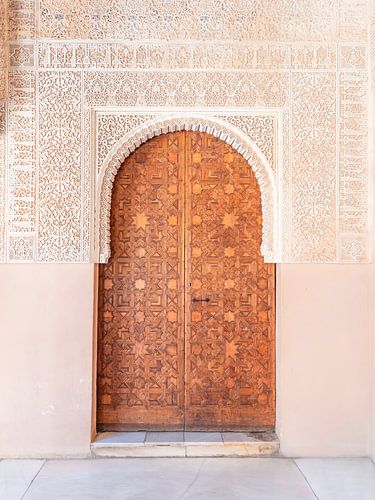 Alhambra Granada - Moorse Architecturale Deur & Islamitische Kunstdruk van Dagmar Pels