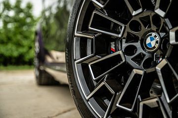 BMW M5 Touring G99 Daytona Violet Metallic van Bas Fransen