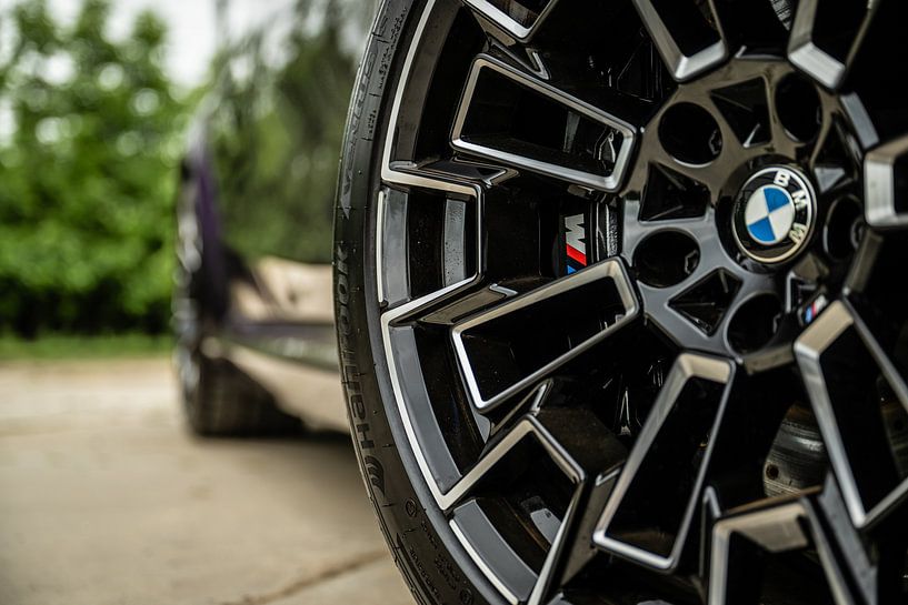 BMW M5 Touring G99 Daytona Violet Metallic van Bas Fransen