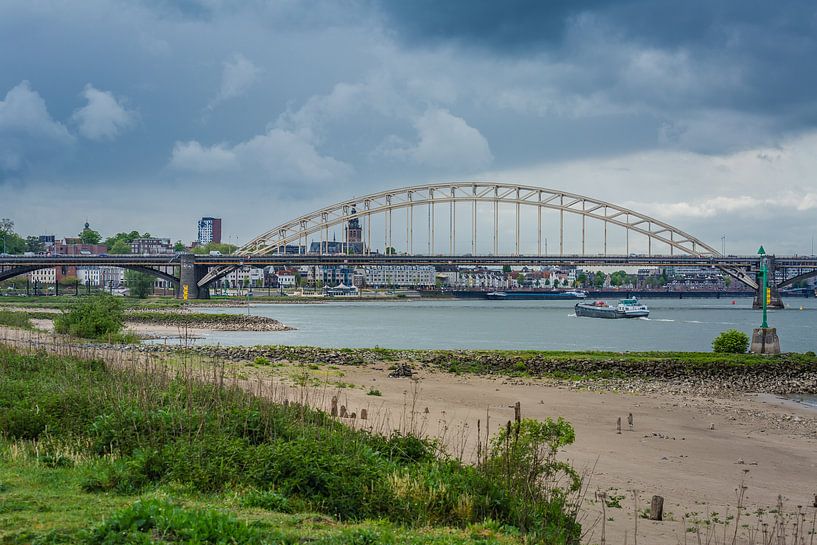 Cloudy day Nijmegen by Jos van de Pas