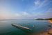 Tropischer Strand mit einem wunderschönen blauen Himmel auf Koh Samui. Insel in Thailand von Tjeerd Kruse