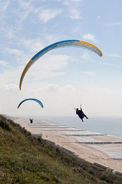 Paragliding met meerdere personen van Kees van Dun