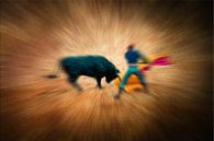 Abstracte meervoudige belichting met wazige stierengevechtstier en matador in Spanje van Dieter Walther thumbnail