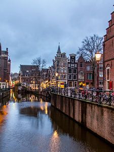 HDR foto van de Grimburgwal in Amsterdam