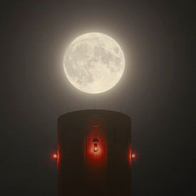 Full Moon by Patrick van Os