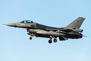 F-16 gevechtsvliegtuig van KC Photography