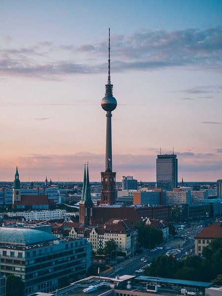 Berlin by Hello Pompoyo