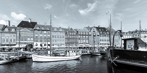 Nyhavn à Copenhague - Photographie monochrome sur Werner Dieterich