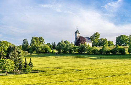 Église dans la campagne allemande en Thuringe sur Connie de Graaf