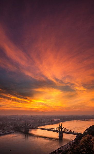 Budapest by Hello Pompoyo