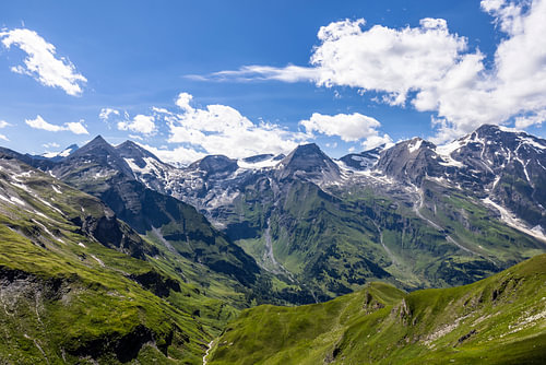Uitzicht op de Großglockner tot aan de Große Wiesbachhorn