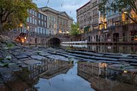 Utrecht Oudegracht mit Rathaus und Rathausbrücke