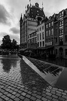 Witte Huis in Rotterdam in zwart-wit