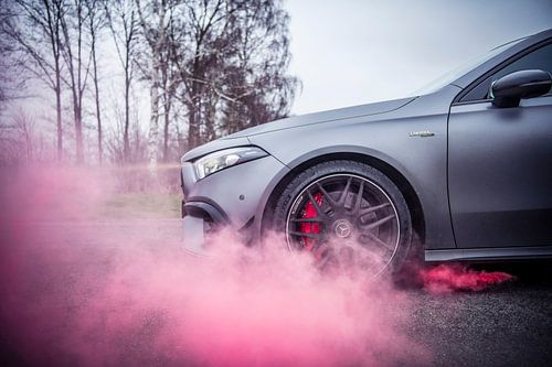 AMG-Smoke by Sytse Dijkstra