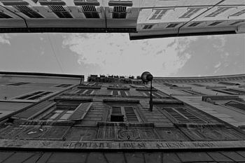 Dolce Vita series: When in Rome.... look up!
