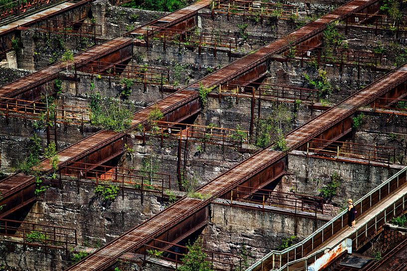 Stock bunkers @ Landschaftspark Duisburg-Nord by Rob Boon