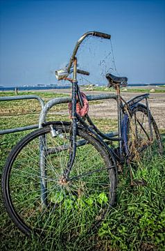 Verlaten fiets van Don Fonzarelli